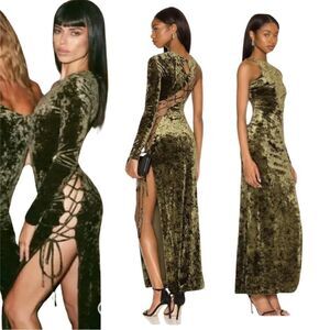 🔥 NWTs Camila Coelho Green Gabriel Crushed Velvet Maxi Dress Size Small